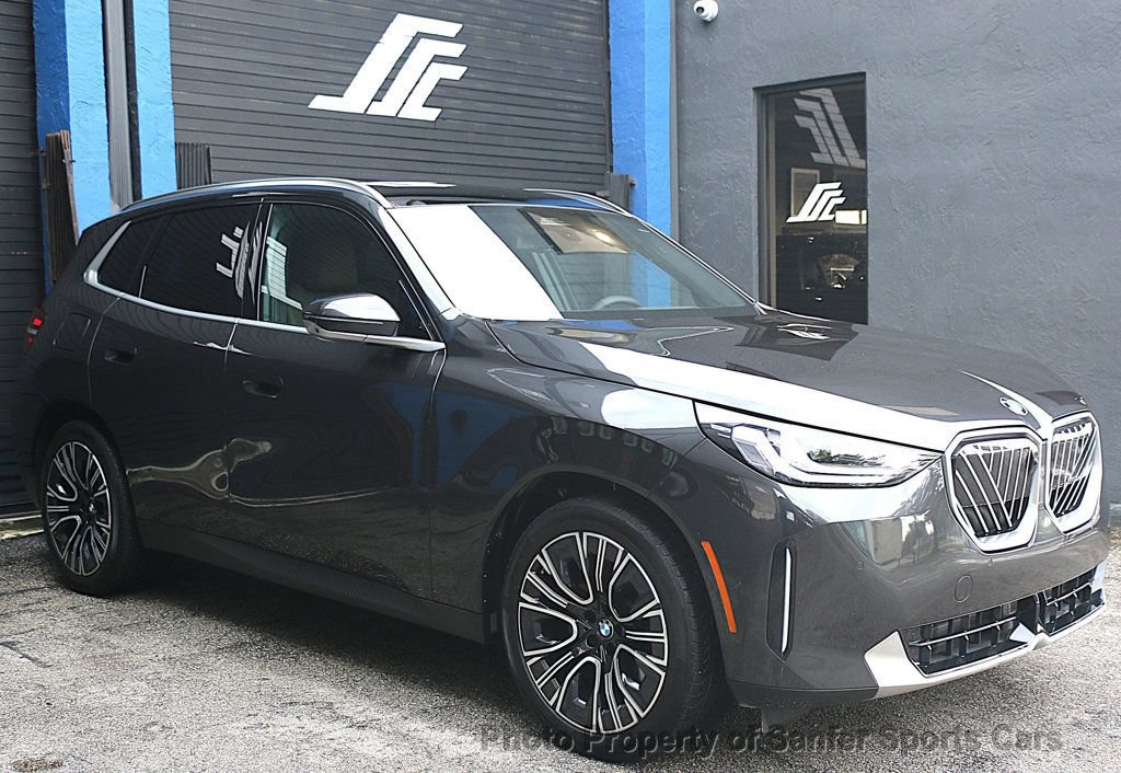 Used 2025 BMW X3 xDrive30i AWD/4WD image 3
