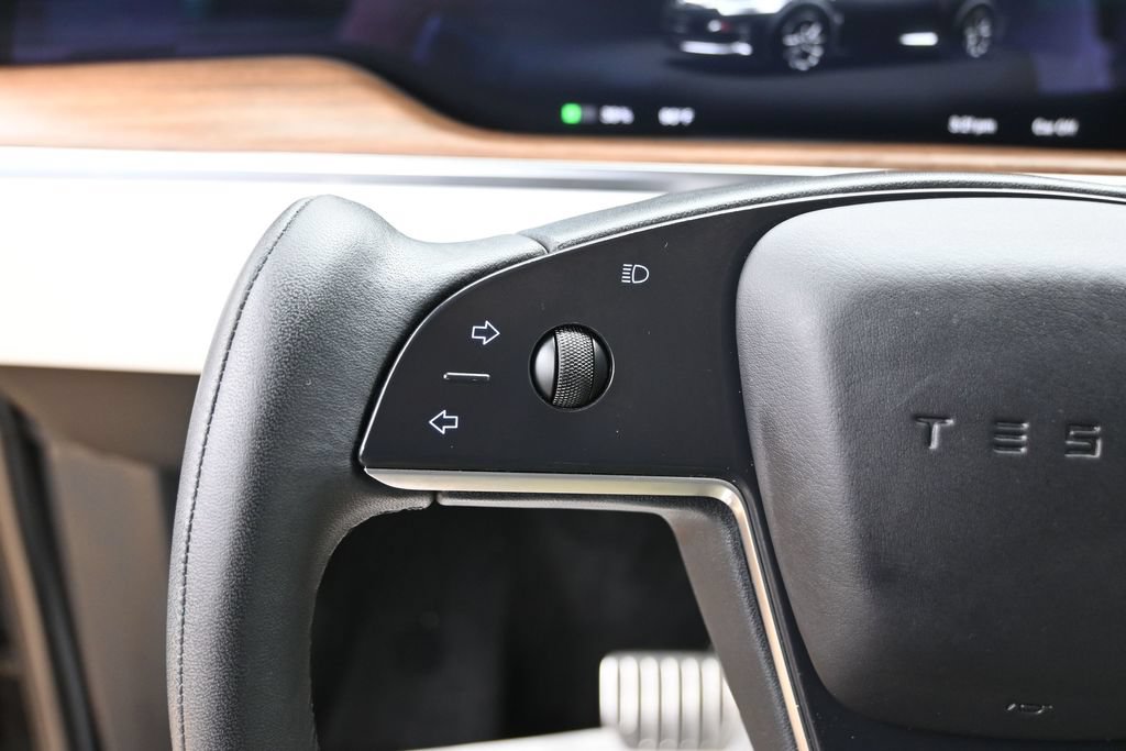 Used 2022 Tesla Model X AWD/4WD image 14