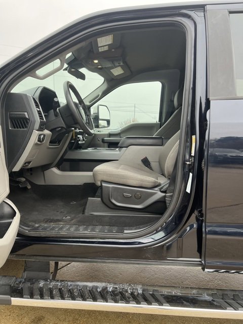 Used 2021 Ford F250 XLT w/ XLT Premium Package image 18