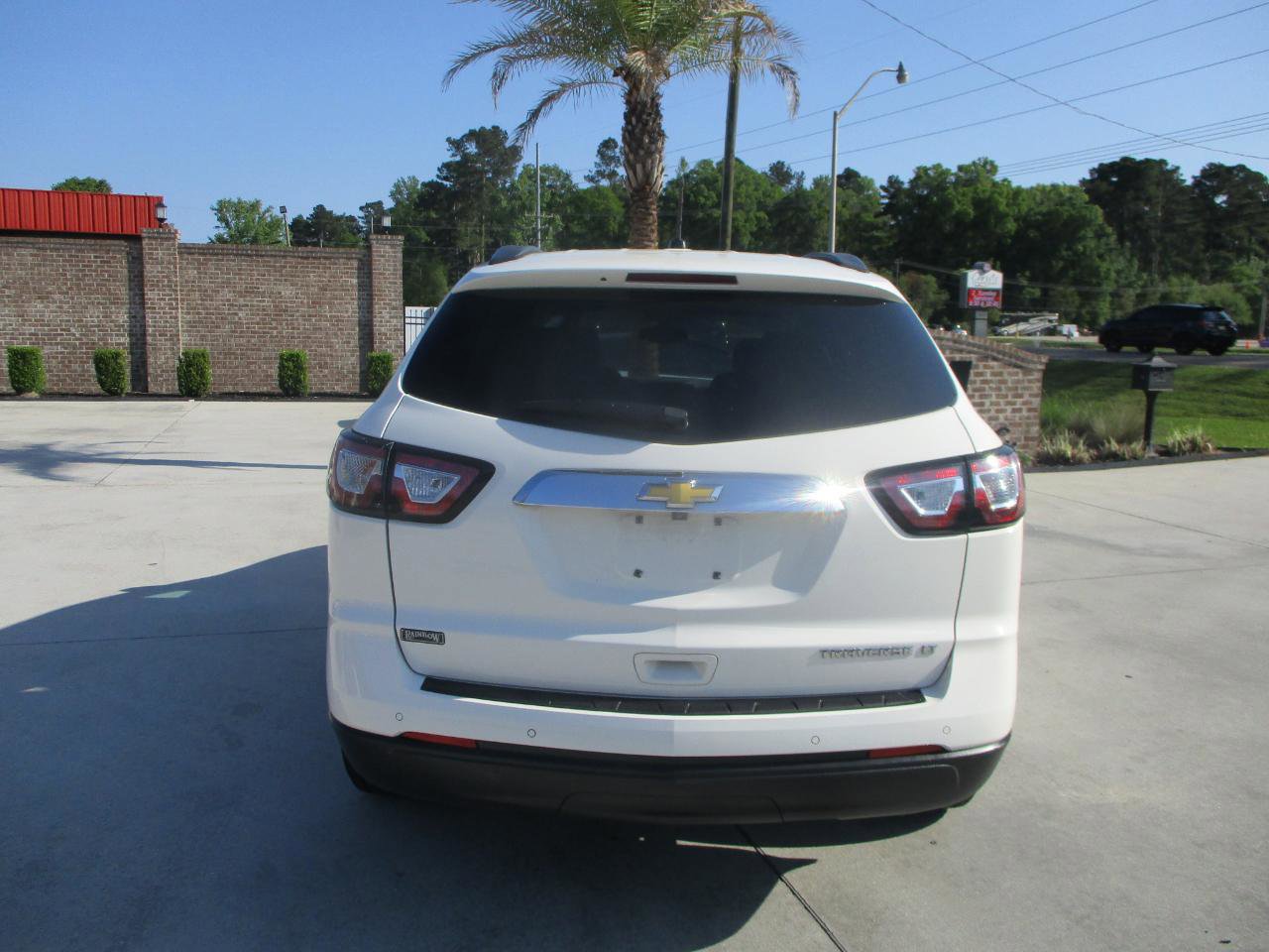 Used 2014 Chevrolet Traverse LT image 11