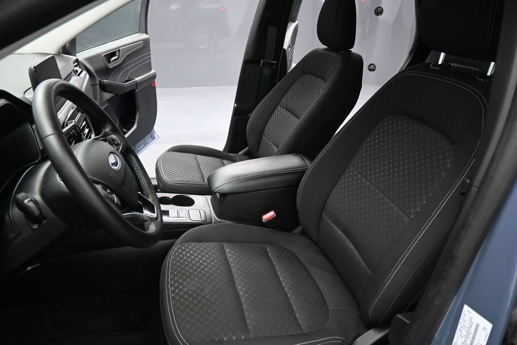 Certified 2023 Ford Escape Active FWD image 10