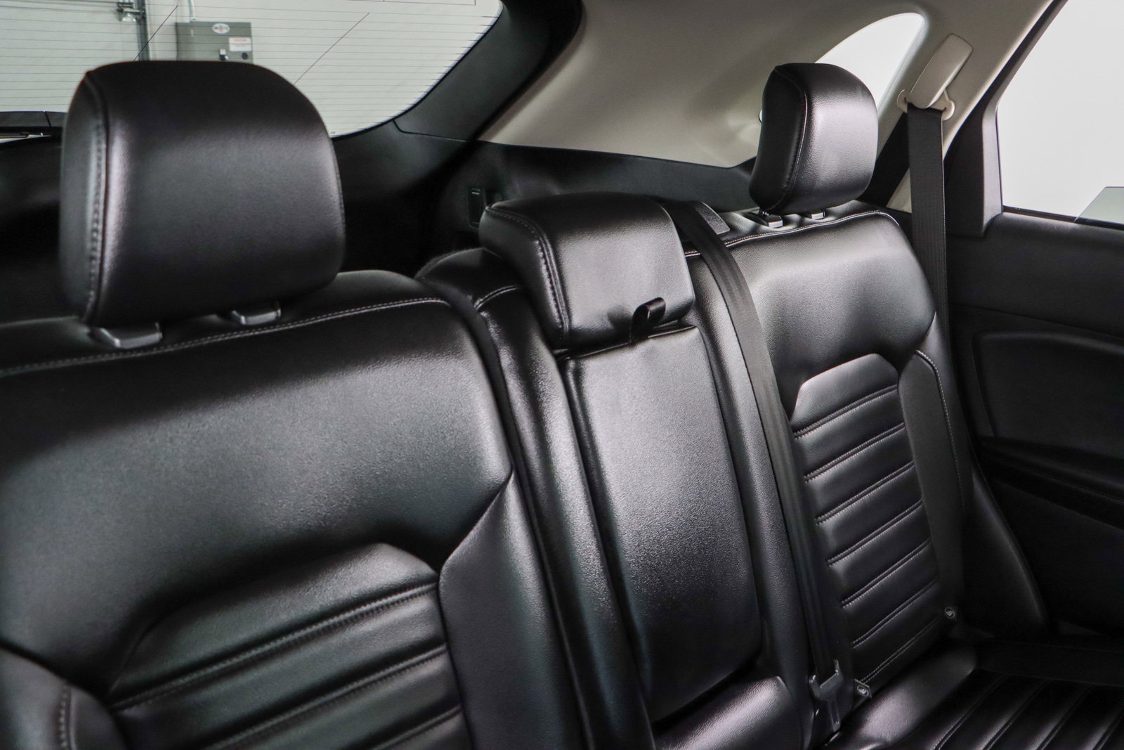 Used 2021 Ford Edge SEL image 27