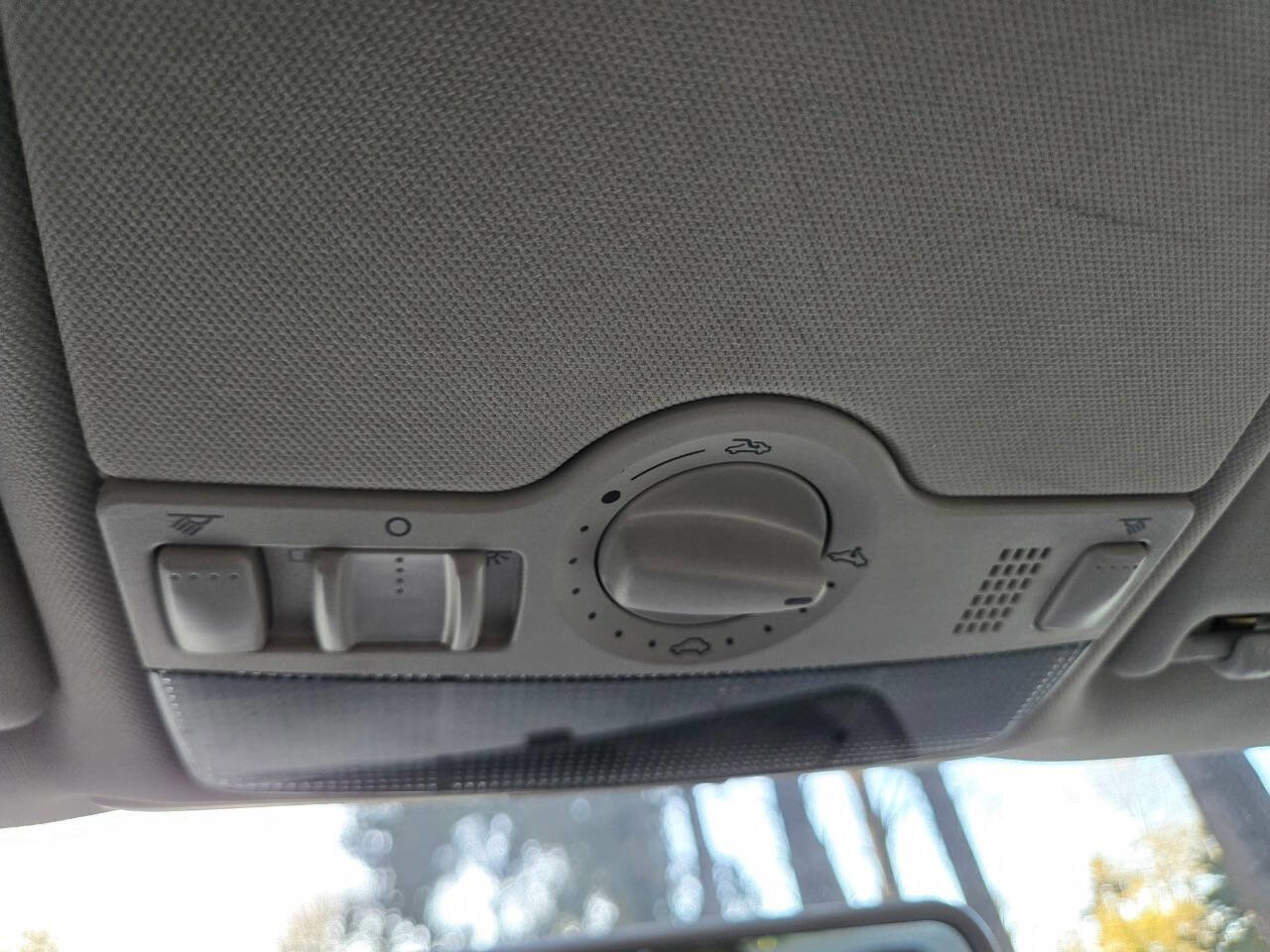 Used 2004 Volkswagen Passat GLS image 24