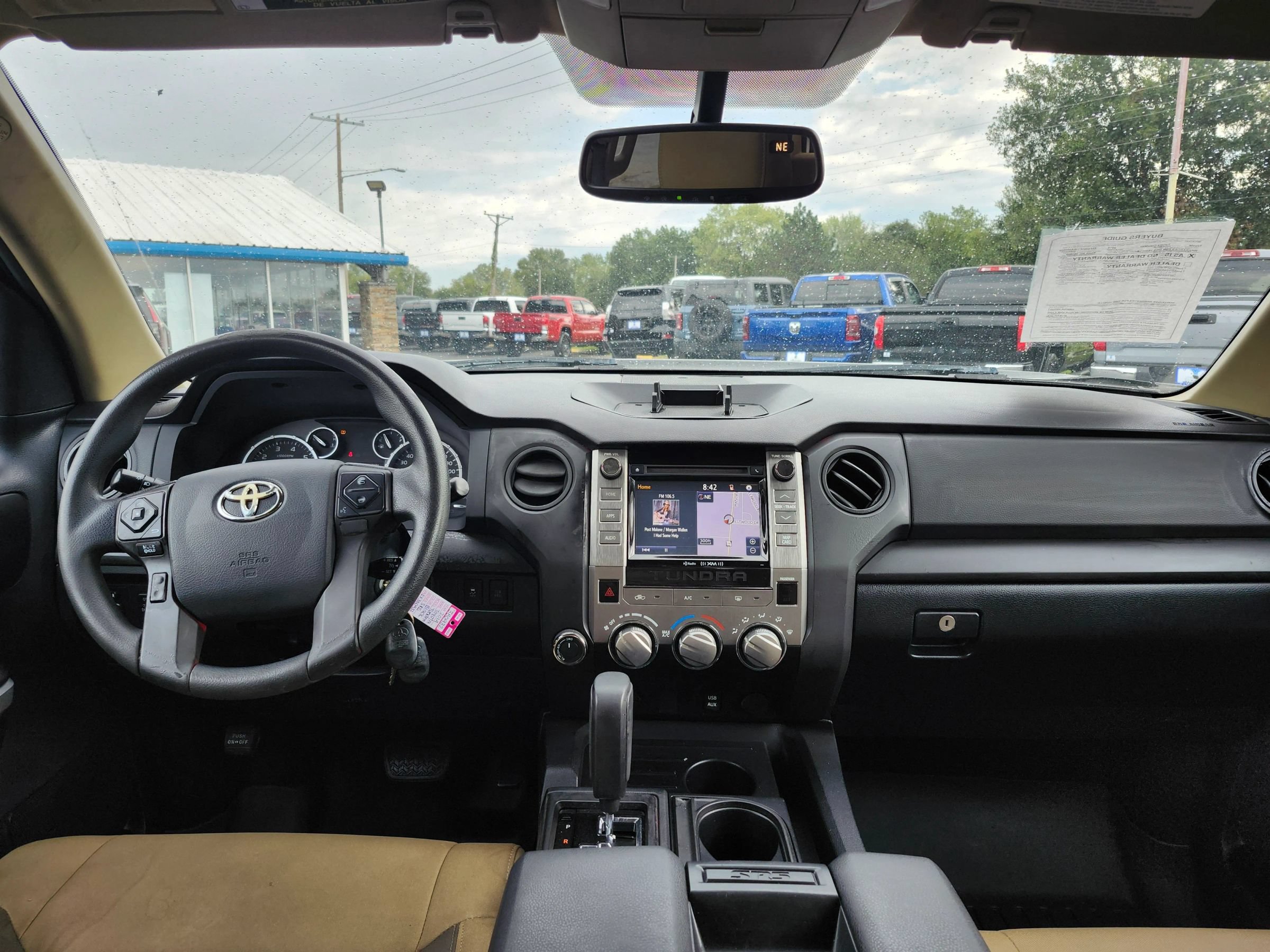 Used 2014 Toyota Tundra SR5 w/ SR5 Upgrade Package AWD/4WD image 18
