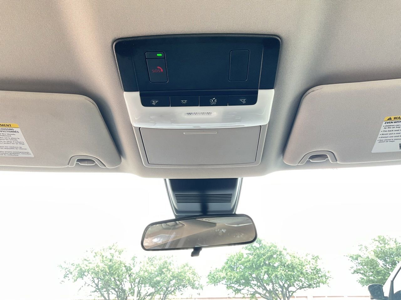 Used 2025 Nissan Altima 2.5 SV FWD image 12