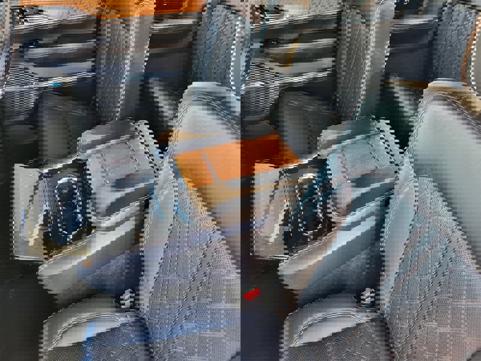 Used 2022 Jeep Grand Wagoneer Series III image 28