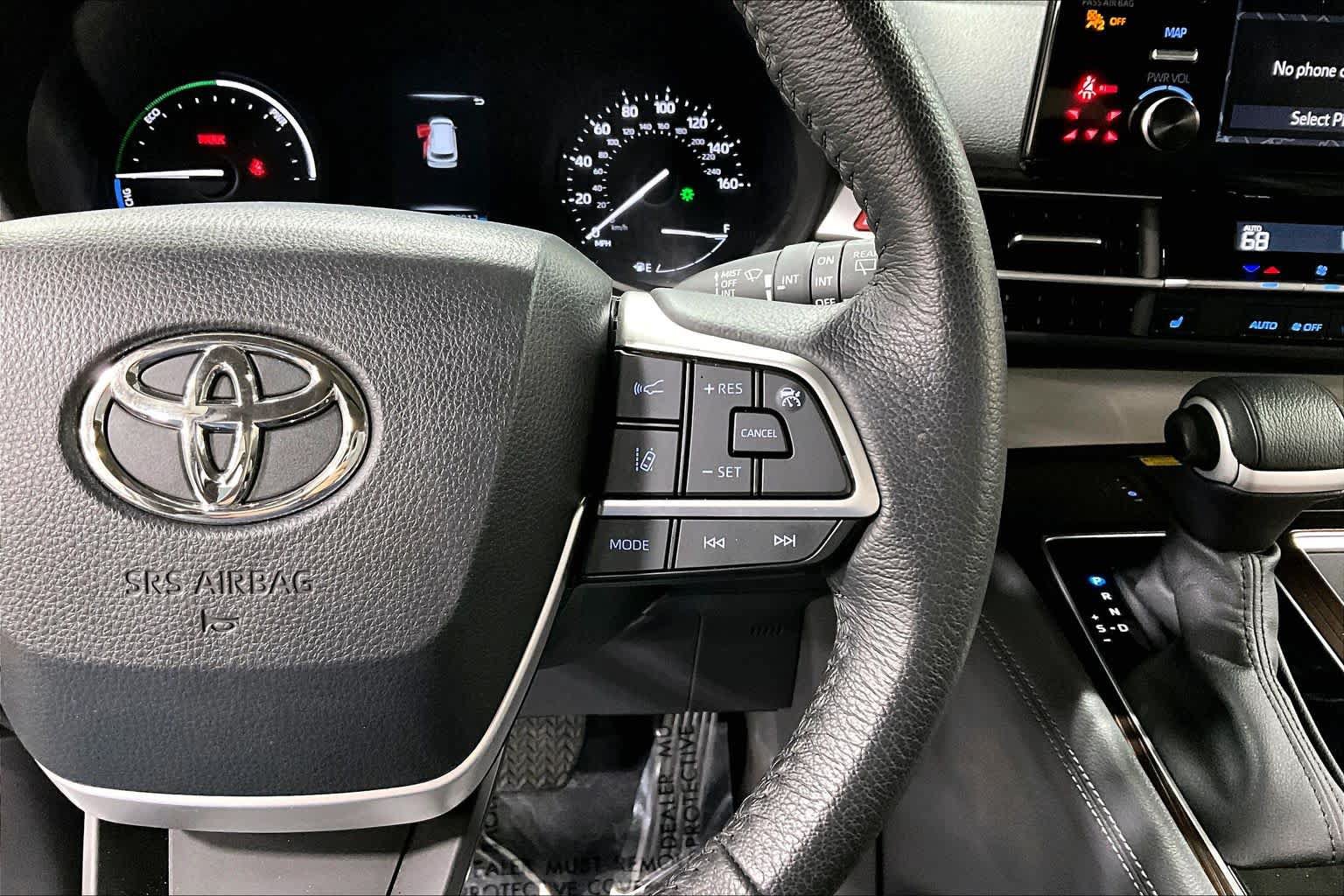 Certified 2023 Toyota Sienna XLE w/ XLE Plus Package AWD/4WD image 49