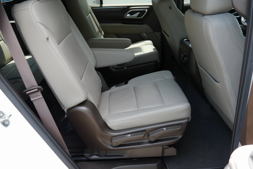 Used 2022 Chevrolet Tahoe LT w/ Luxury Package image 23