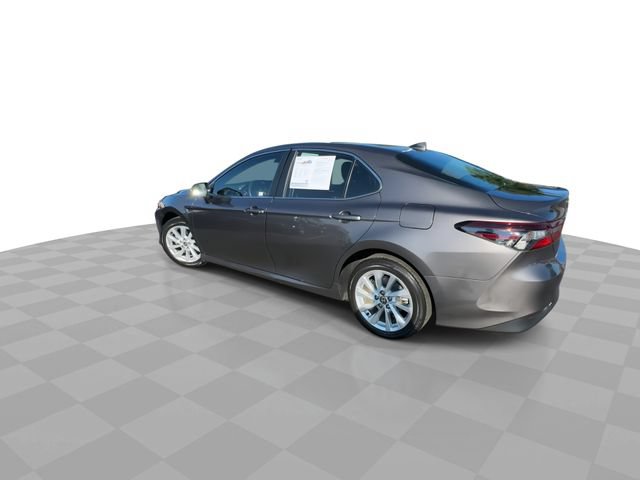 Used 2024 Toyota Camry LE w/ Convenience Package FWD image 6