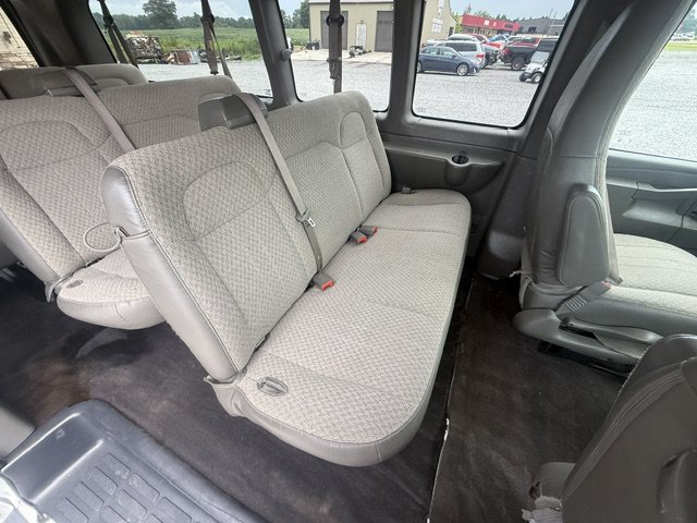 Used 2020 Chevrolet Express 3500 LT w/ LT Preferred Equipment Group RWD image 10