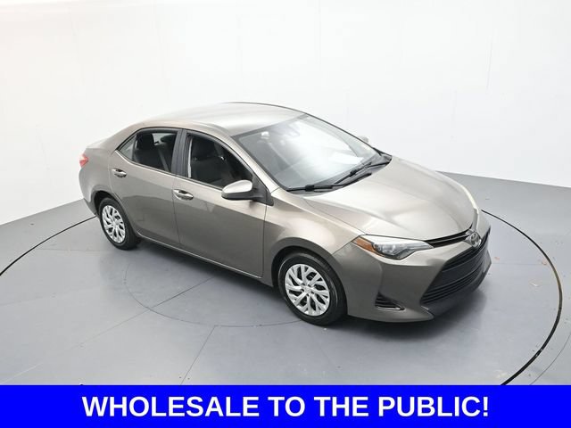Used 2018 Toyota Corolla LE FWD image 34