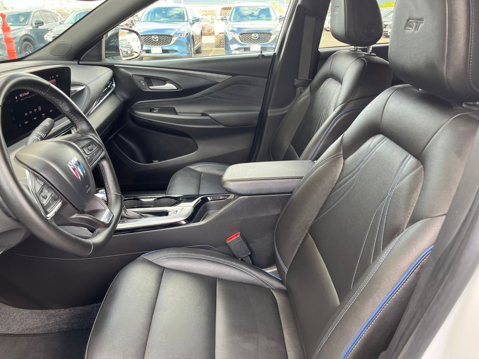 Used 2025 Buick Envista Sport Touring image 25