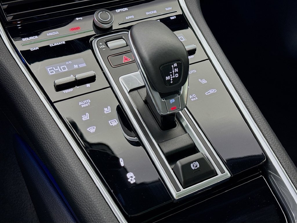 Certified 2023 Porsche Panamera Platinum Edition RWD image 24