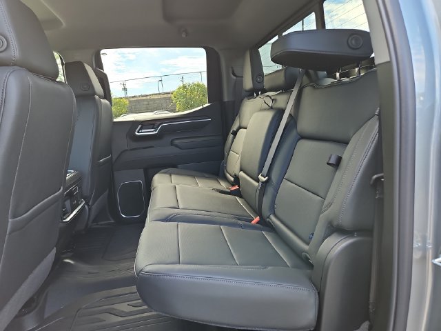 New 2026 GMC Sierra 1500 SLT w/ SLT Premium Plus Package AWD/4WD image 10