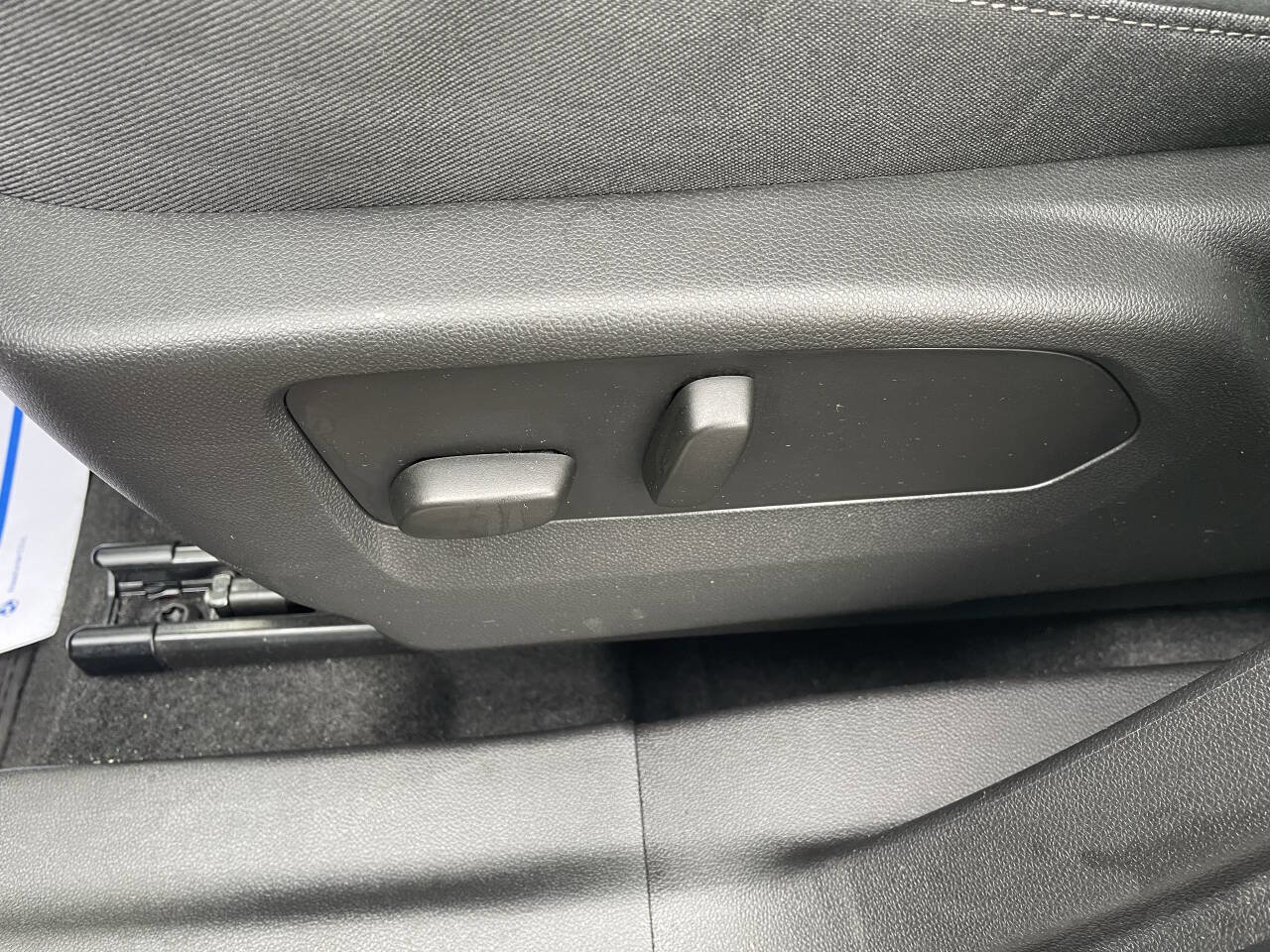 Used 2023 Buick Envision Preferred image 13