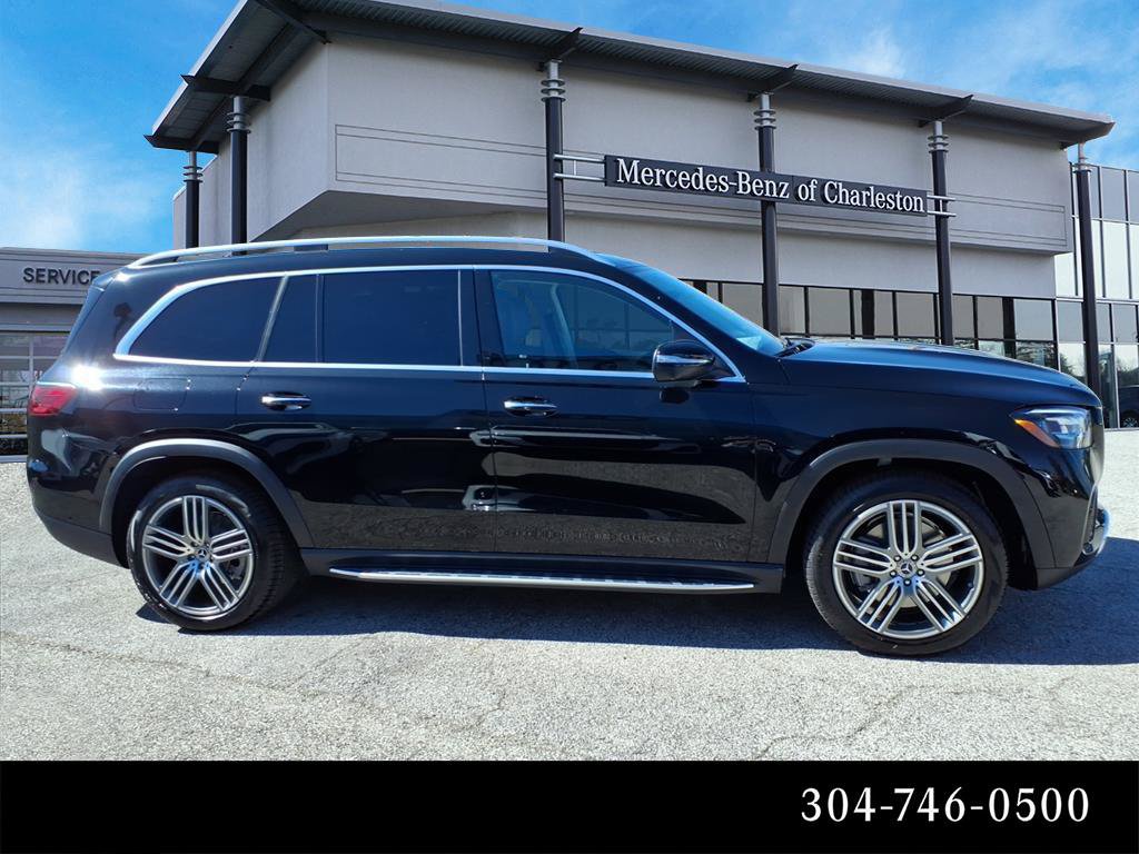 Used 2026 Mercedes-Benz GLS 450 4MATIC image 2