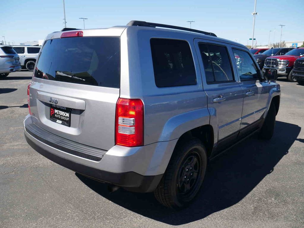 Used 2015 Jeep Patriot Sport w/ Power Value Group image 16
