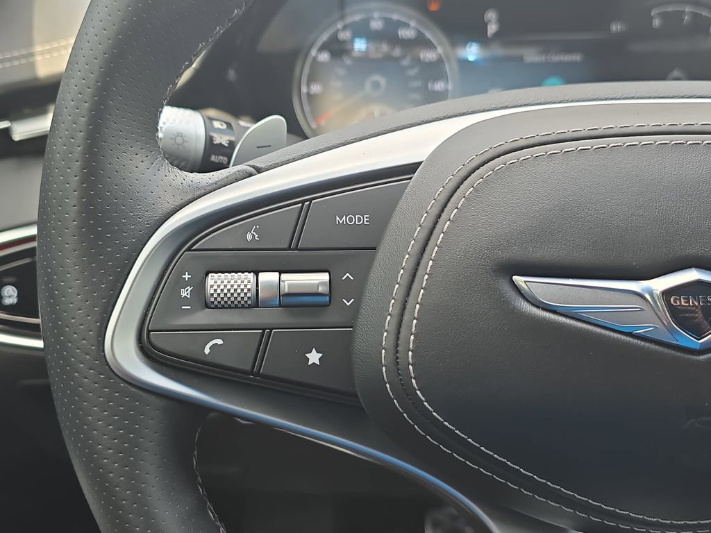 Used 2024 Genesis GV70 3.5T Sport w/ Sport Advanced Package image 17