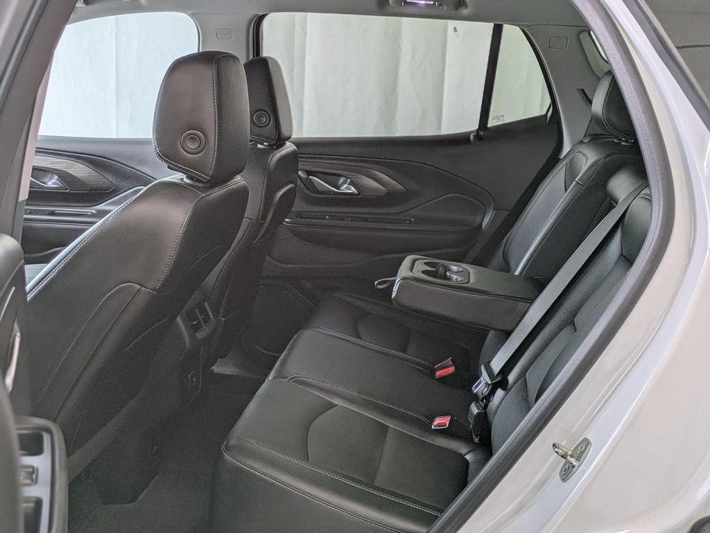 Used 2023 GMC Terrain SLT AWD/4WD image 12