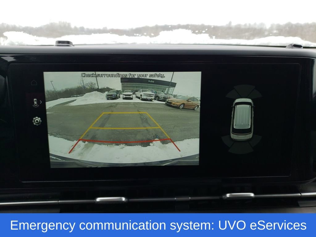 Used 2022 Kia Carnival EX FWD image 24