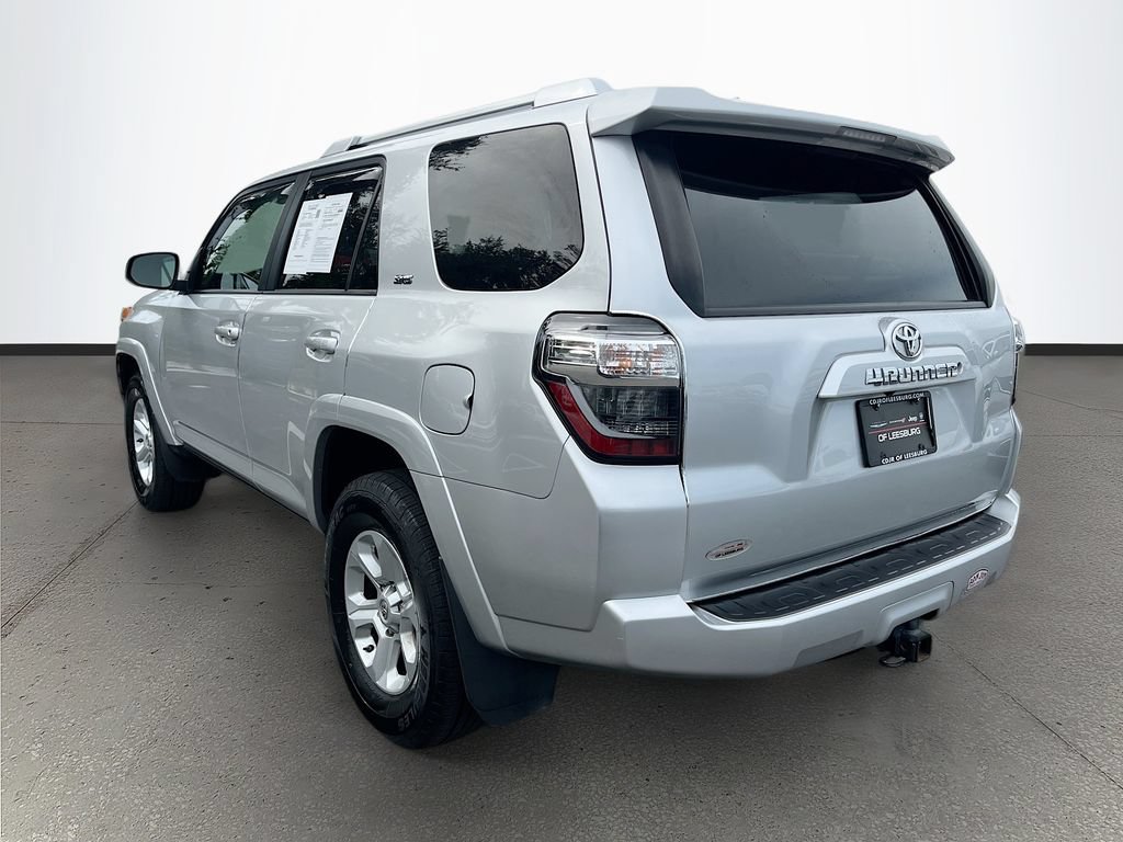 Used 2016 Toyota 4Runner SR5 RWD image 5