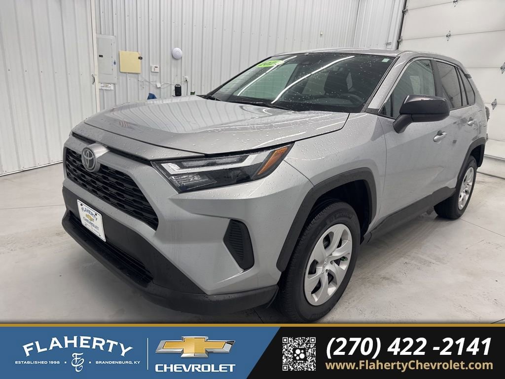 Used 2024 Toyota RAV4 LE image 7