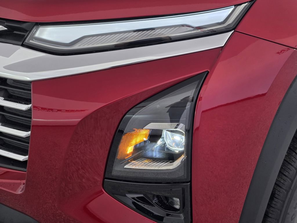 New 2026 Chevrolet Equinox LT w/ Safety and Technology Package FWD image 9