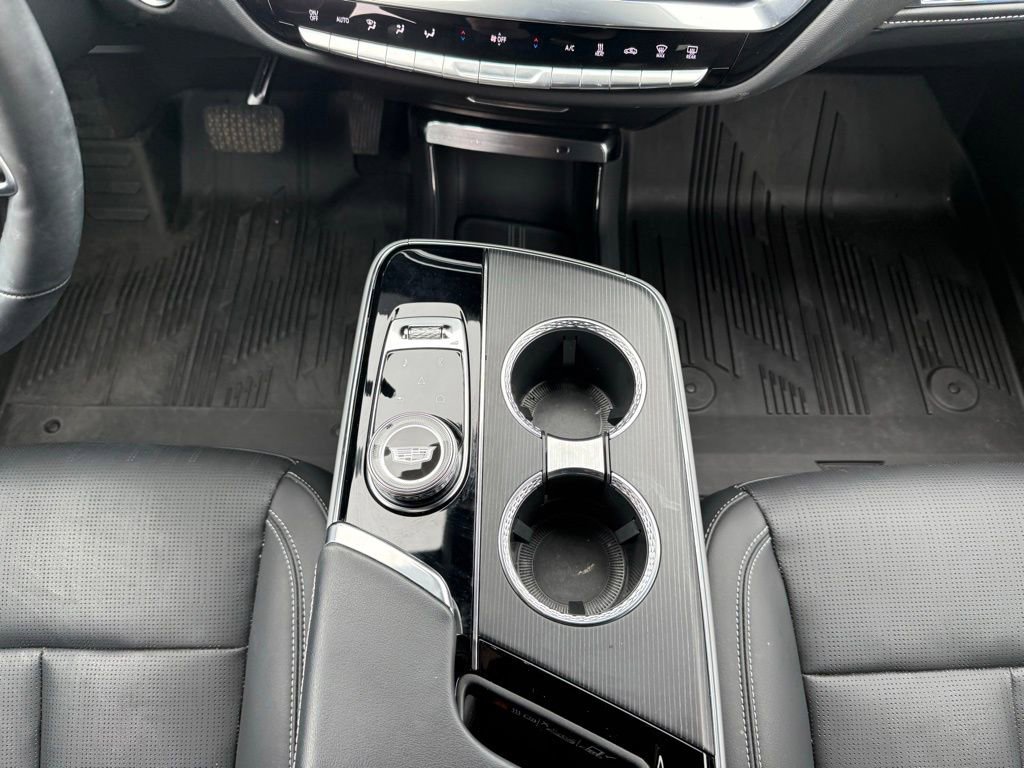 Certified 2024 Cadillac Lyriq Luxury w/ LPO, Floor Liner Package AWD/4WD image 26