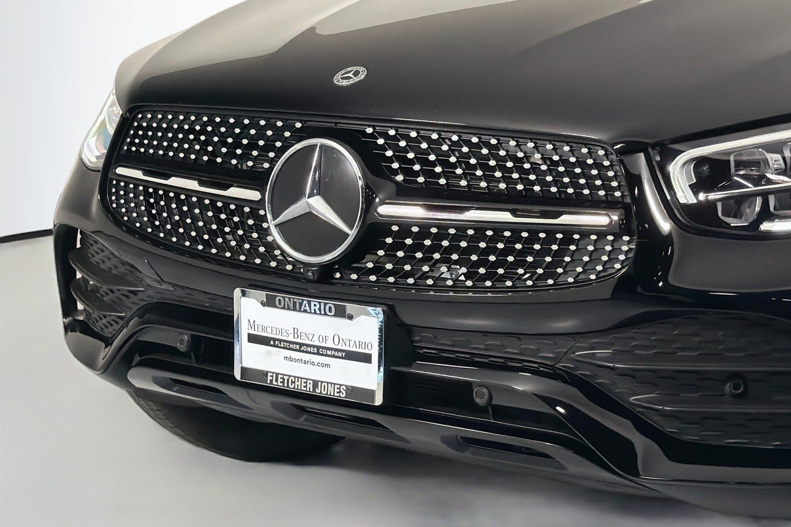 Certified 2022 Mercedes-Benz GLC 300 4MATIC w/ AMG Line image 14