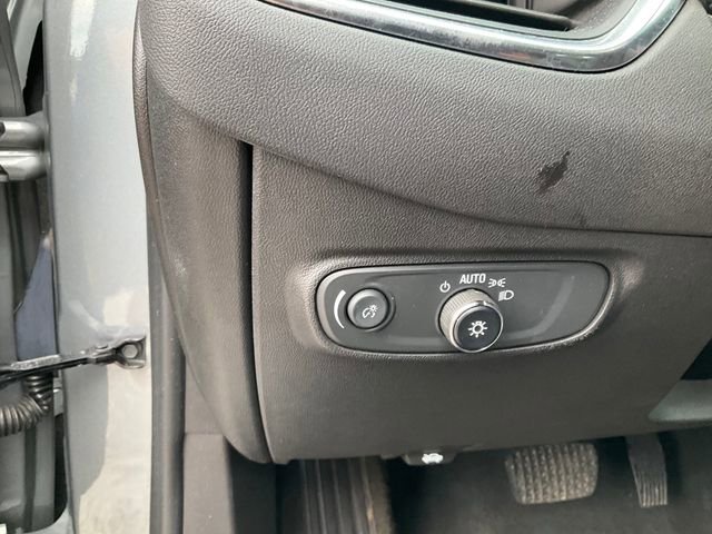 Used 2024 Chevrolet Equinox LT FWD image 9