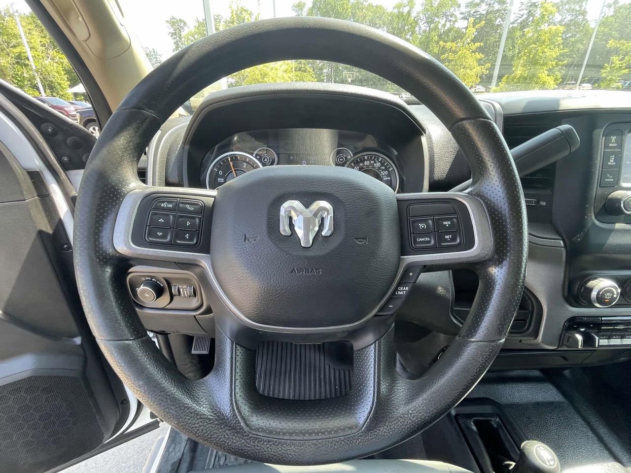 Used 2020 RAM 3500 Tradesman w/ Chrome Appearance Group image 23