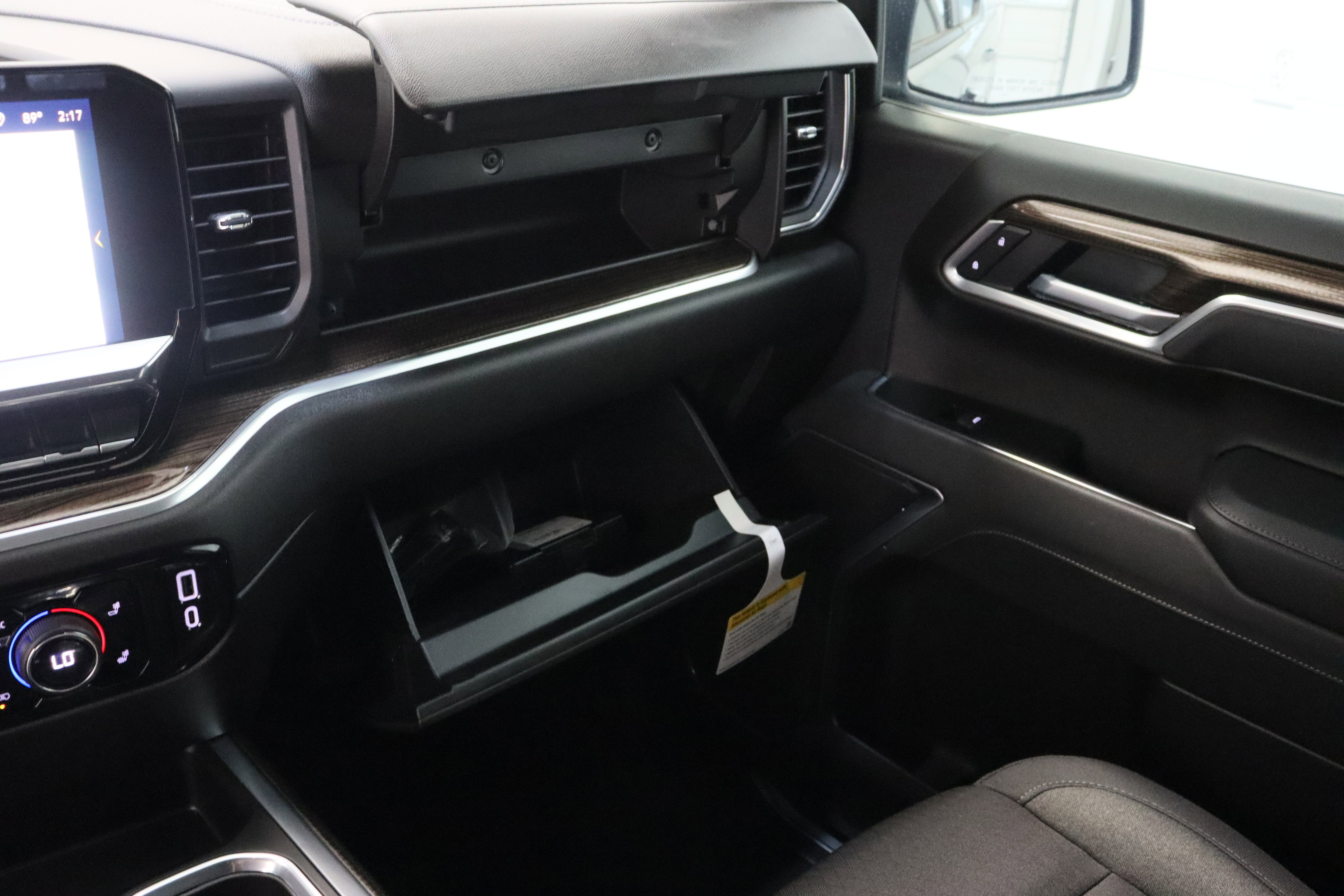 Used 2026 Chevrolet Silverado 1500 LT w/ Texas Edition Plus RWD image 24
