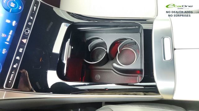 Used 2025 Mercedes-Benz GLC 350e 4MATIC w/ AMG Line image 56