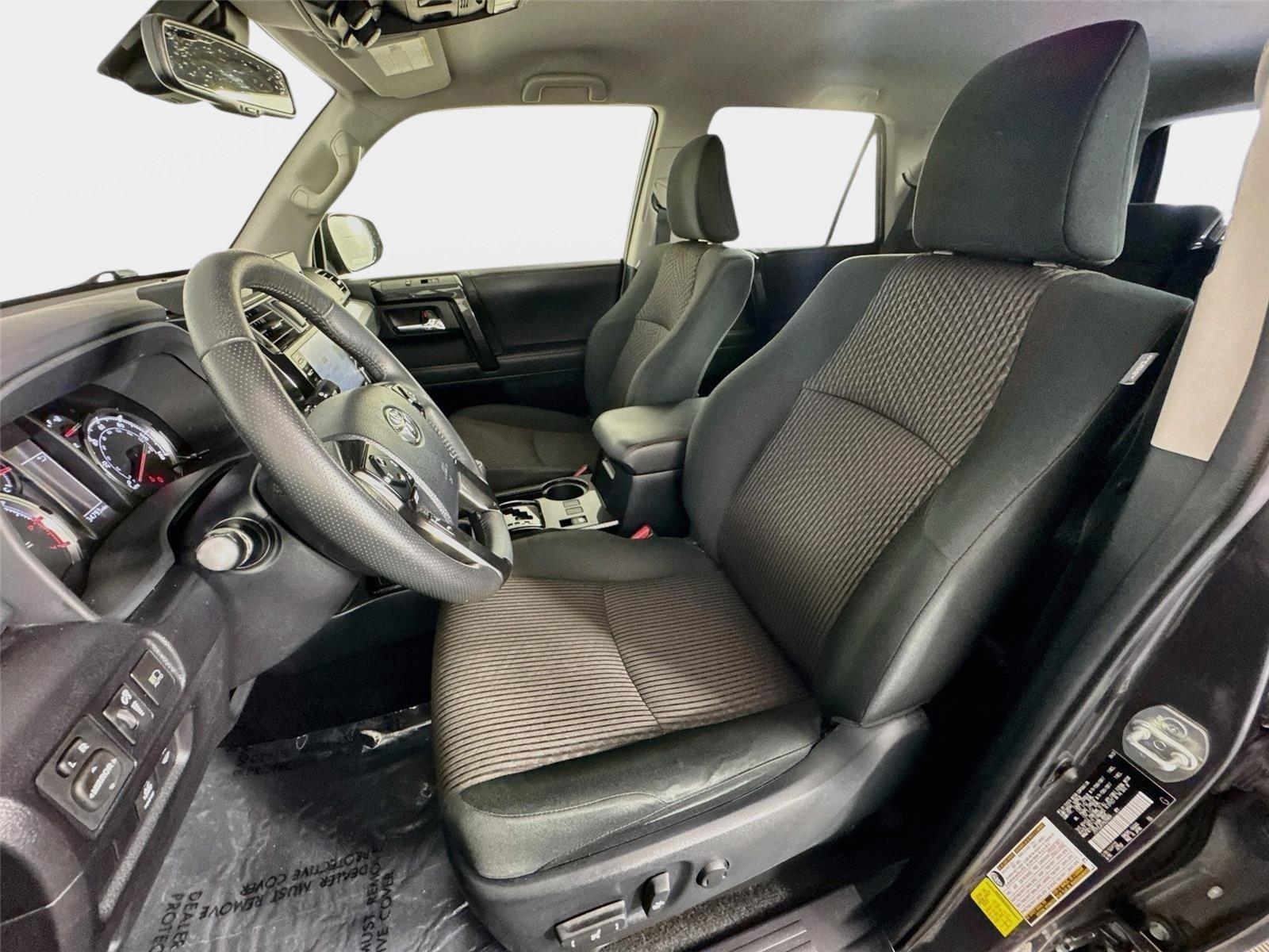 Used 2023 Toyota 4Runner TRD Off-Road AWD/4WD image 11