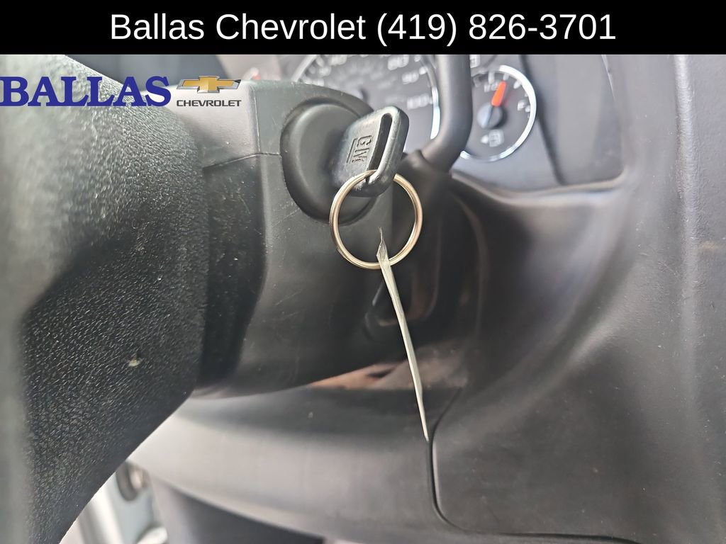 Used 2015 GMC Savana 2500 RWD image 16