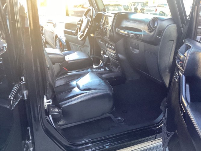 Used 2014 Jeep Wrangler Altitude image 7