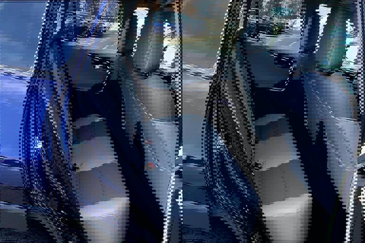 Used 2023 Toyota RAV4 Limited image 19