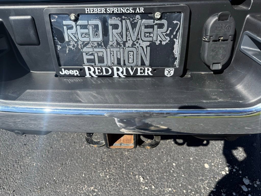 Used 2024 RAM 2500 Tradesman w/ Chrome Appearance Group image 12