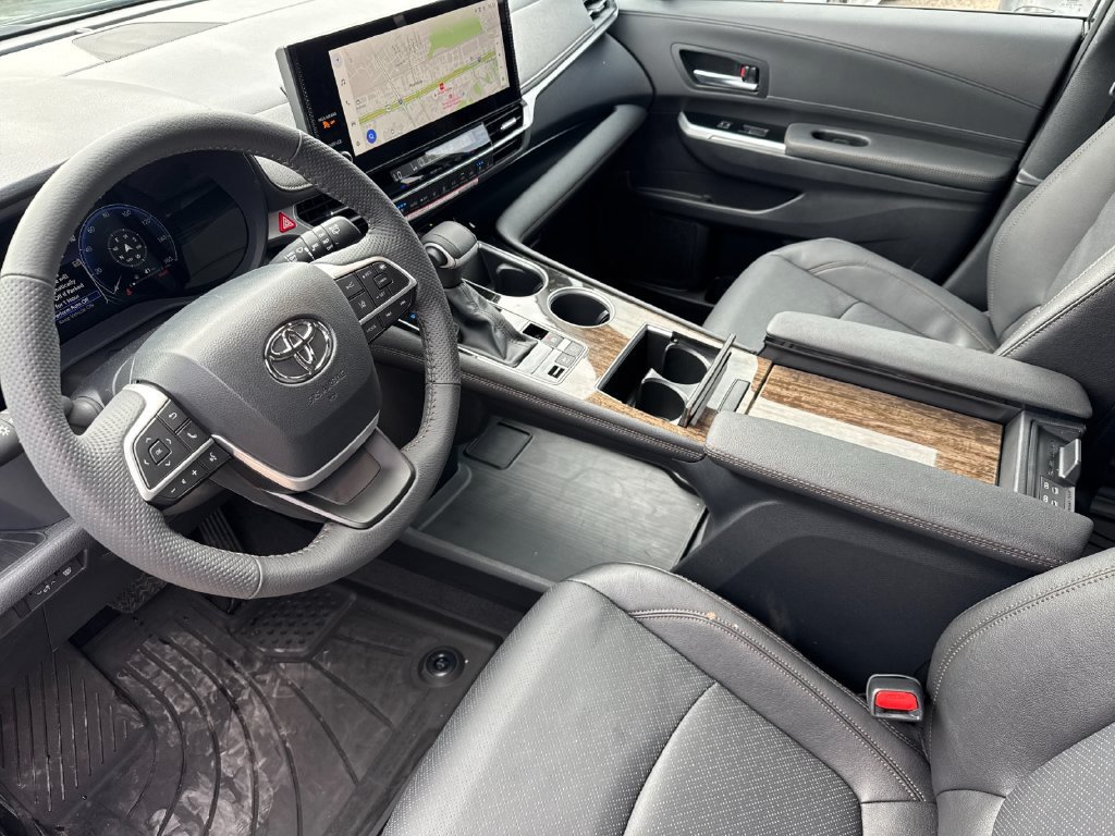 Certified 2026 Toyota Sienna Limited AWD/4WD image 10