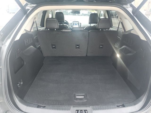 Used 2023 Ford Edge Titanium w/ Class II Trailer Tow Package image 15