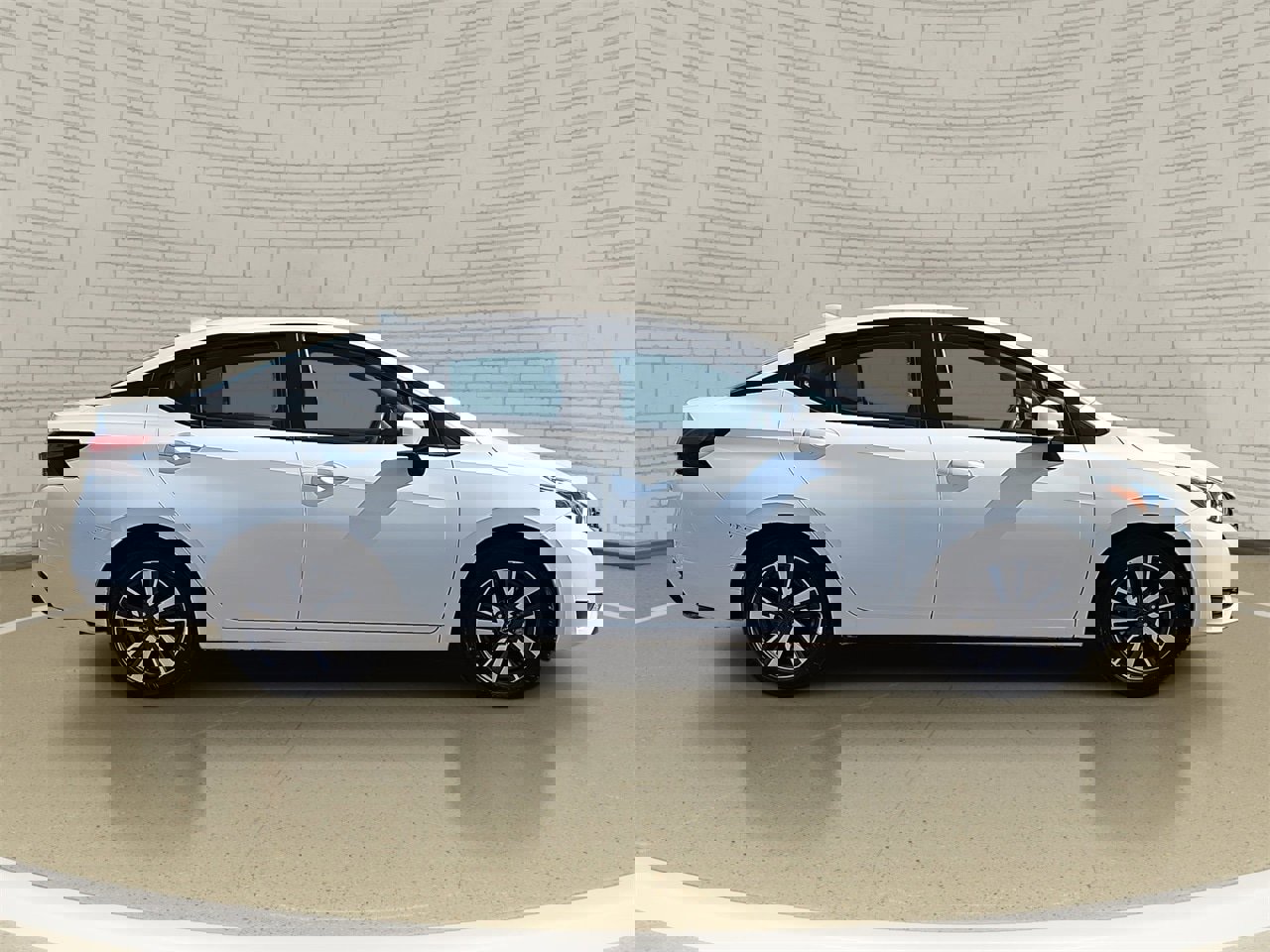 Certified 2023 Nissan Versa SV w/ Electronics Package image 4