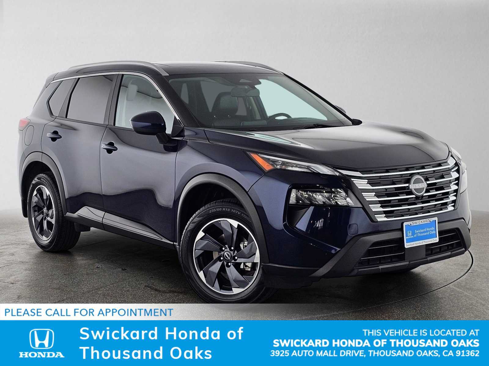 Used 2024 Nissan Rogue SV w/ SV Premium Package AWD/4WD image 1