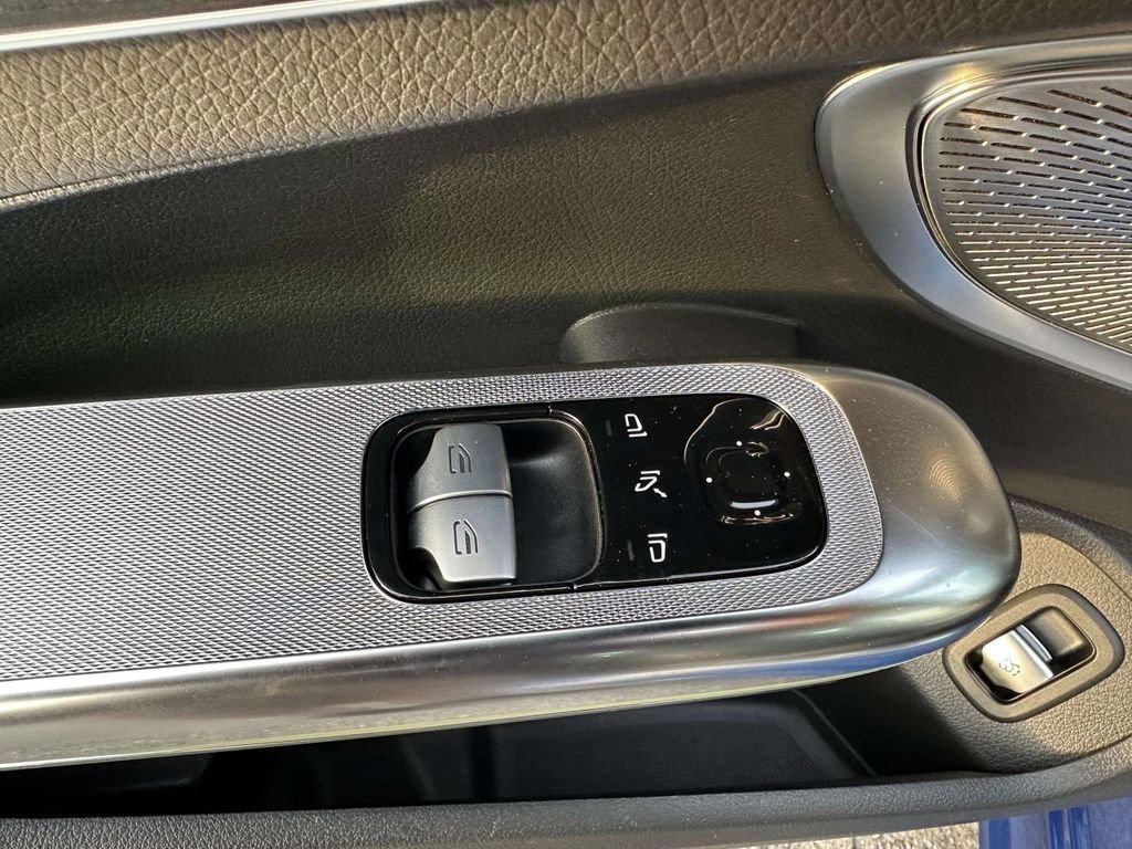 Used 2024 Mercedes-Benz CLE 450 4MATIC Coupe image 17