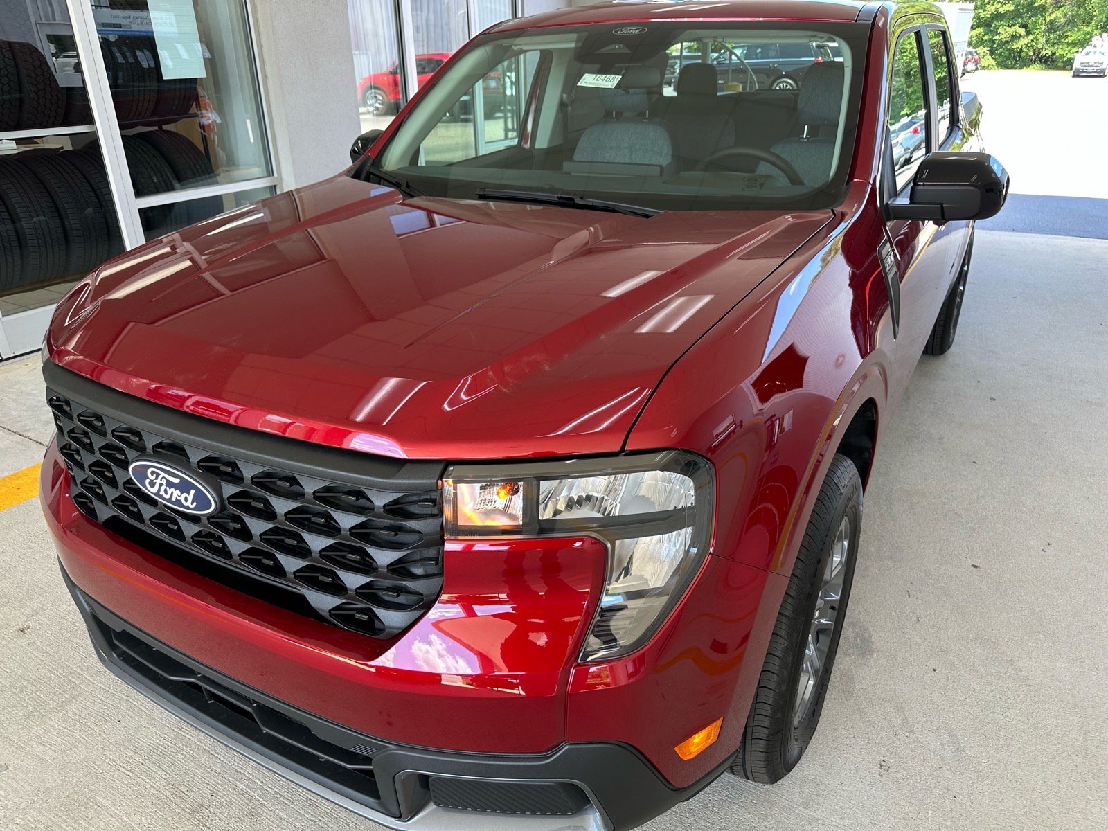 New 2026 Ford Maverick XLT w/ XLT Luxury Package FWD image 2