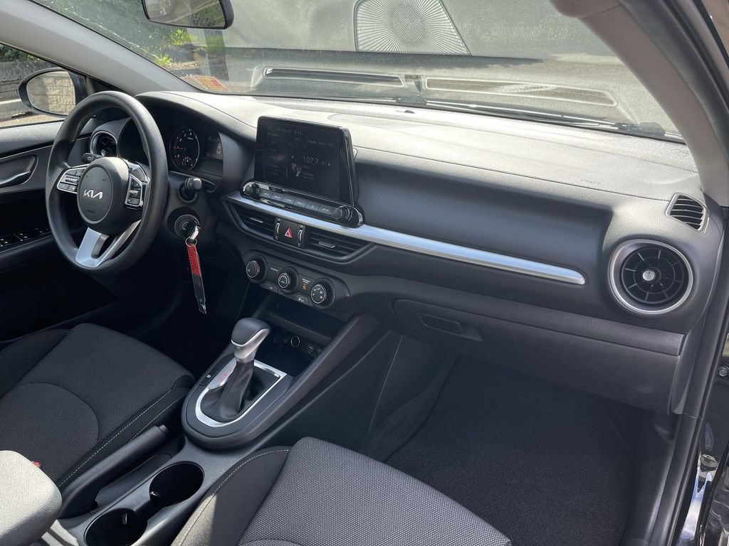 Used 2022 Kia Forte Sedan FWD image 25