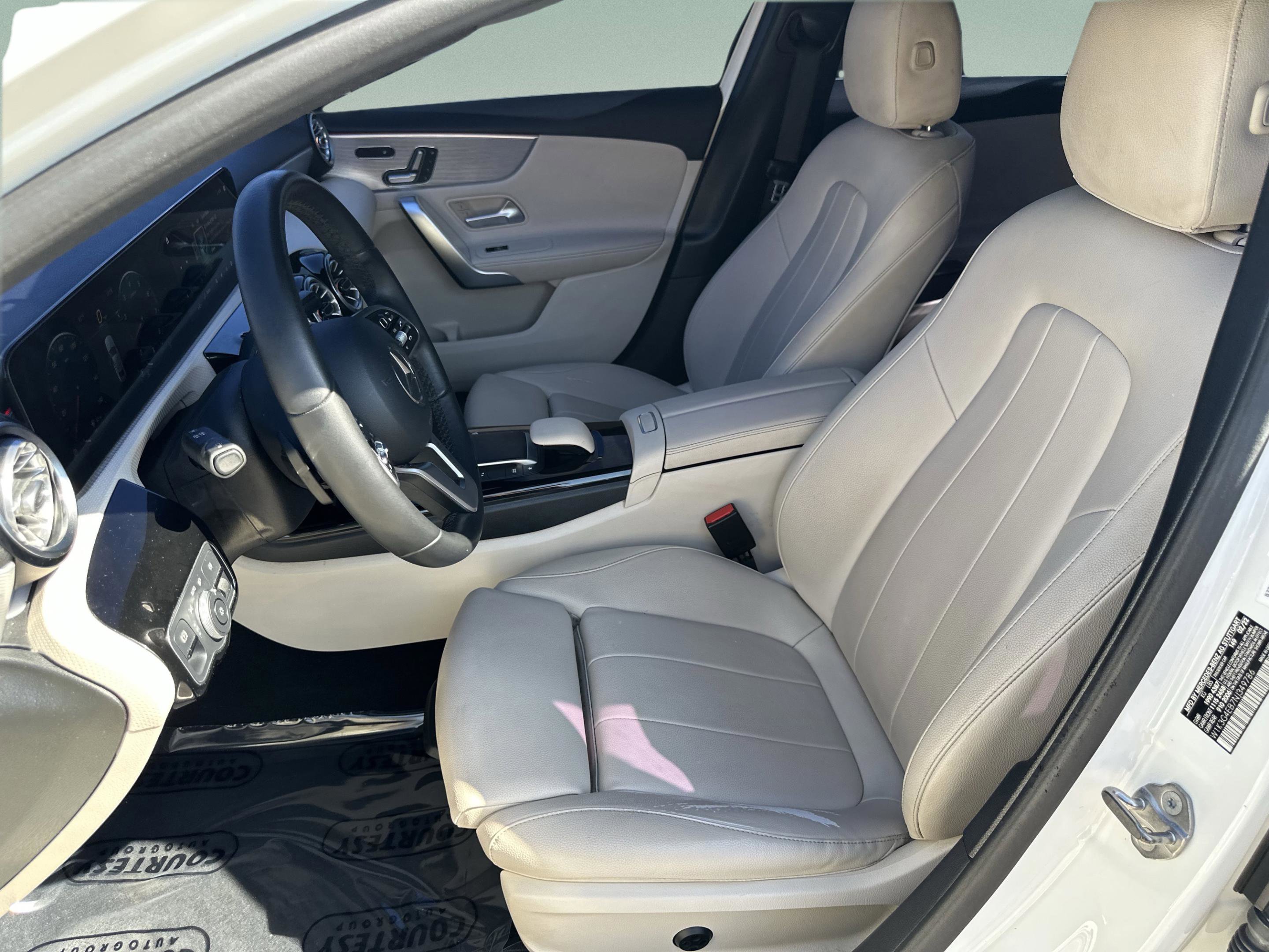 Used 2022 Mercedes-Benz A 220 image 20