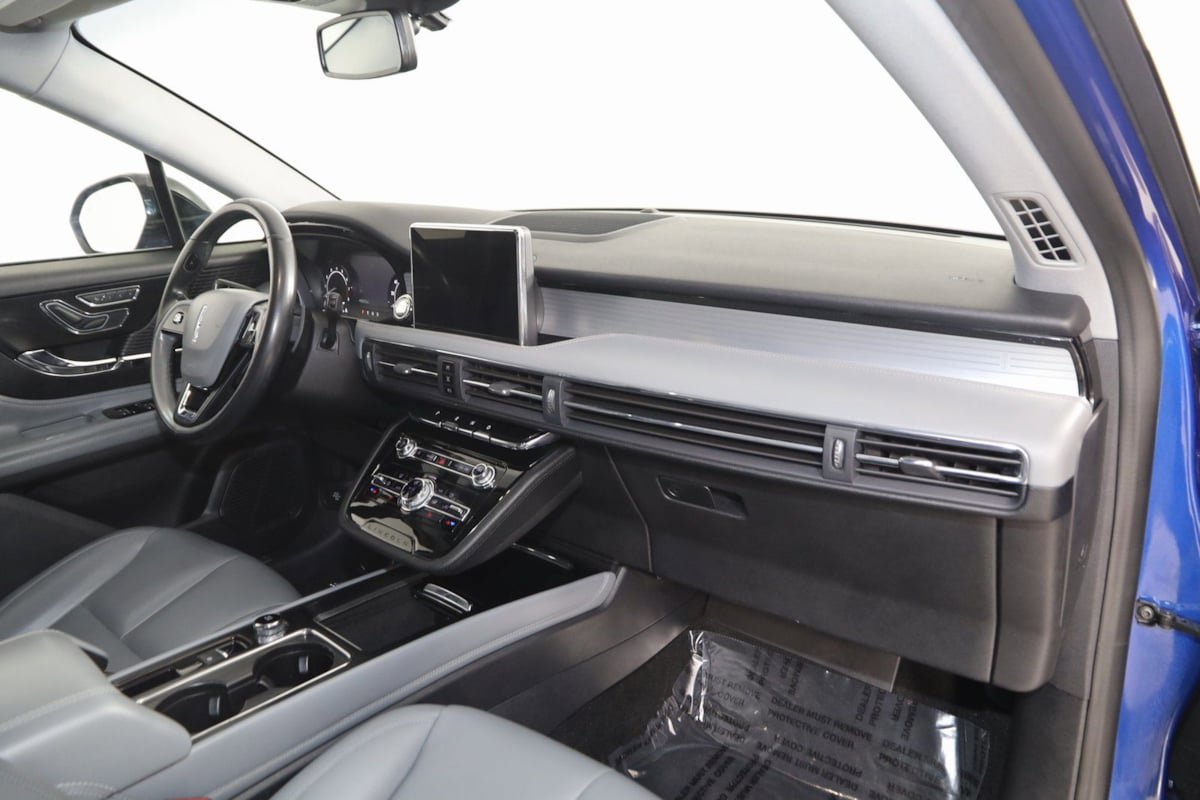 Used 2021 Lincoln Corsair FWD image 36