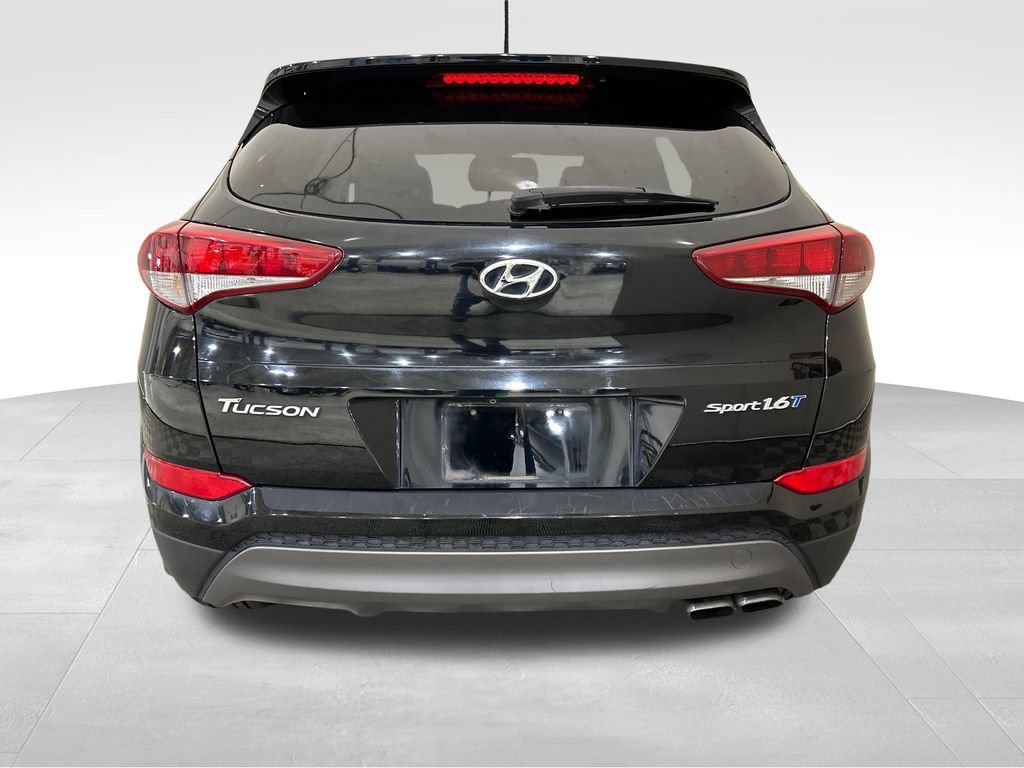Used 2016 Hyundai Tucson Sport FWD image 4