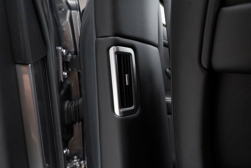 Used 2014 Bentley Flying Spur W12 image 60