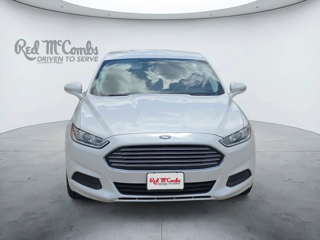 Used 2016 Ford Fusion SE FWD image 8
